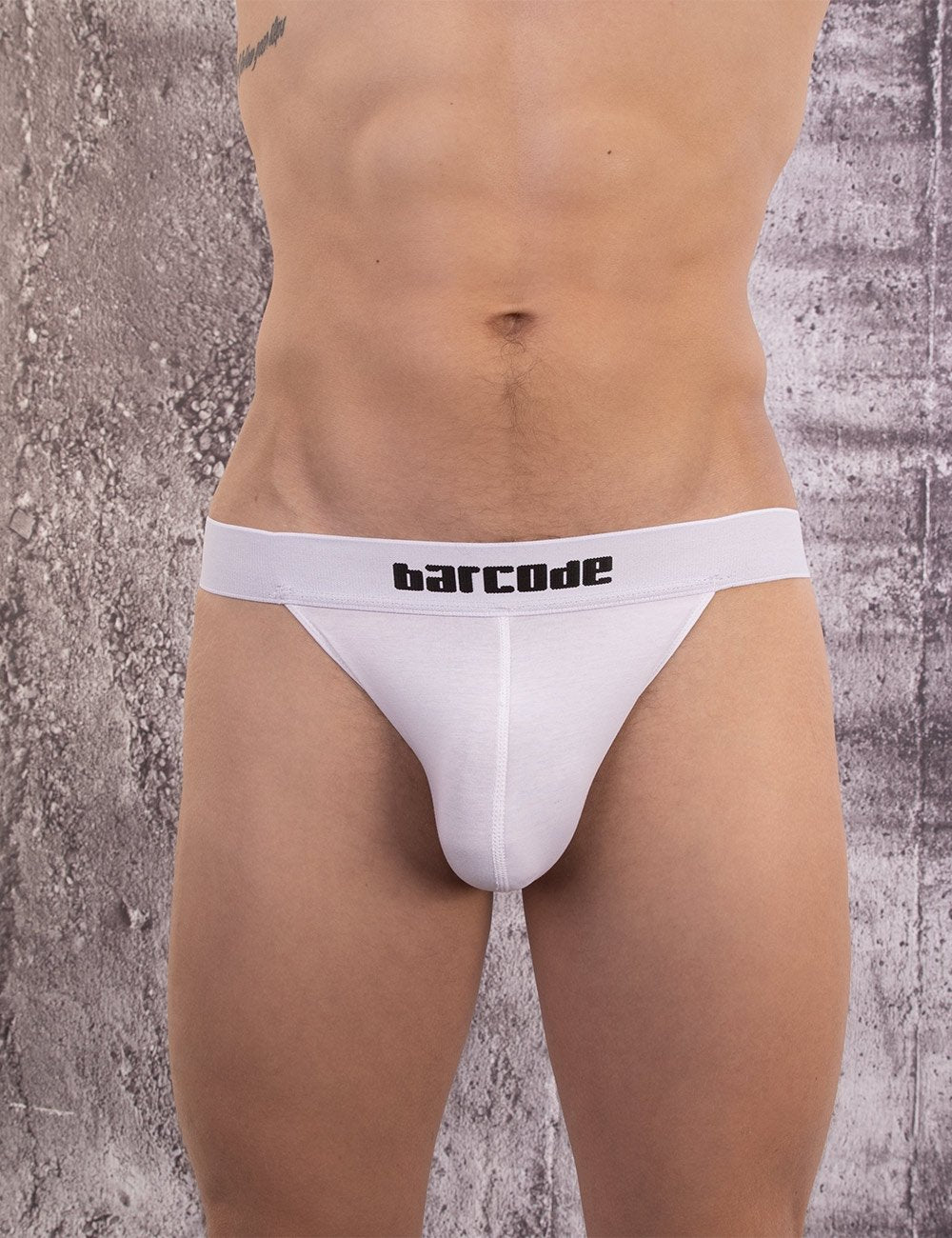 Barcode Berlin Half Brief Giles White